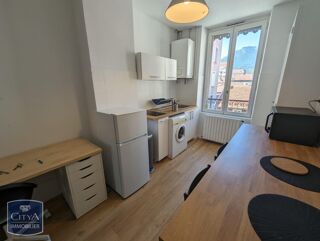  Appartement à louer 1 pièce 33 m²