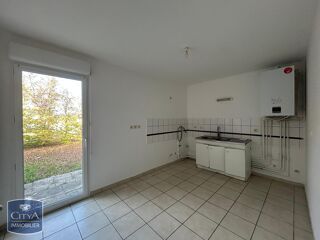  Appartement à louer 5 pièces 103 m²