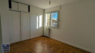  Appartement à louer 3 pièces 57 m²