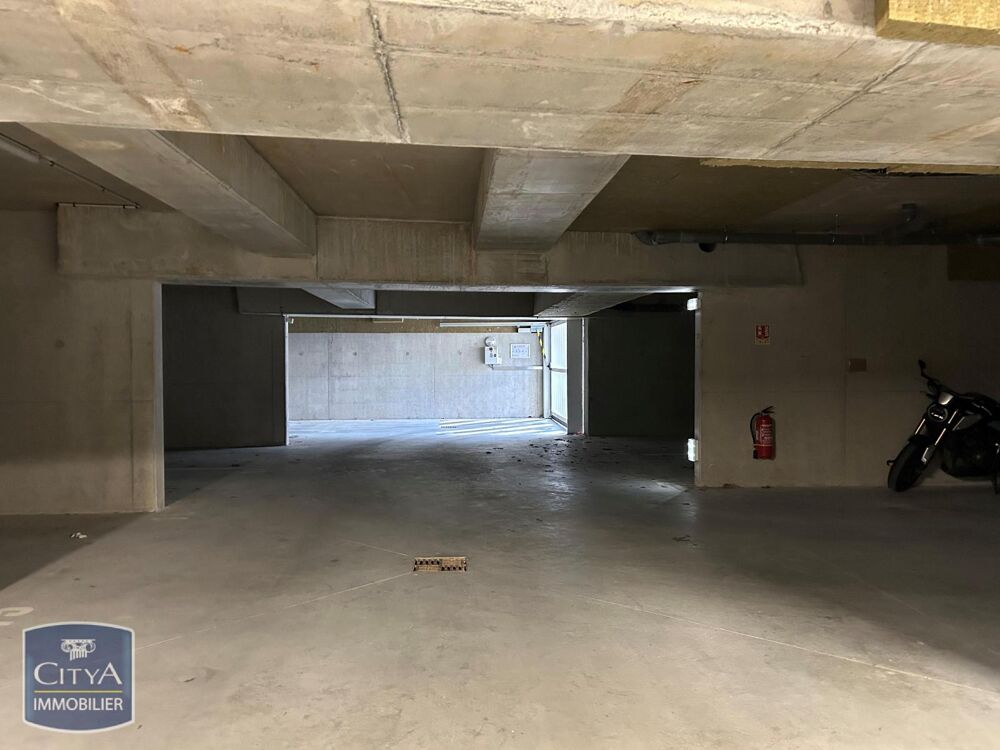 location Parking / Garage Épron (14610)