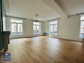  Appartement à louer 2 pièces 61 m²
