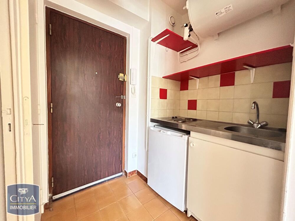 À LOUER : Appartement T1 de 18.3m²; situé à Seyssinet-Pa....