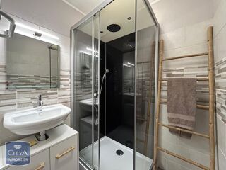  Appartement à louer 2 pièces 42 m²
