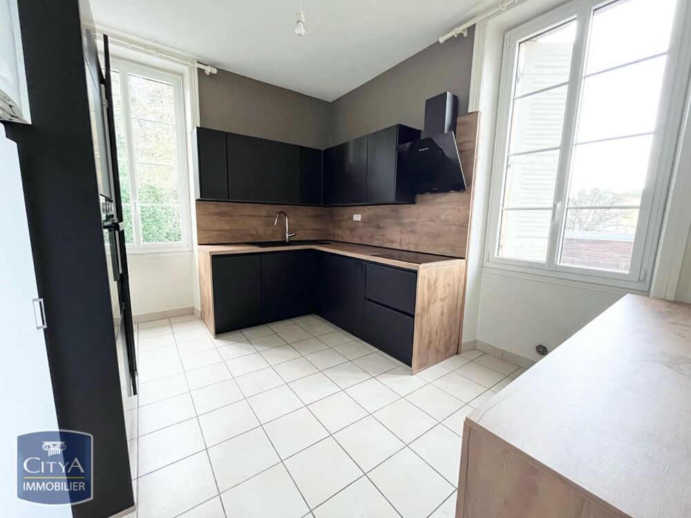 location Appartement - 5 pièce(s) - 132 m² Sarlat-la-Canéda (24200)
