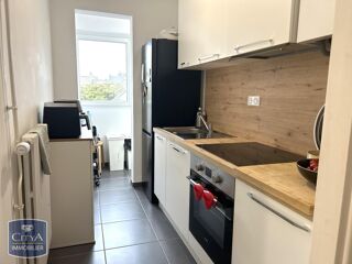  Appartement à louer 3 pièces 65 m²