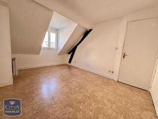  Appartement à louer 2 pièces 28 m²