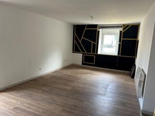  Appartement à louer 3 pièces 60 m²