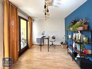  Appartement à louer 3 pièces 65 m²