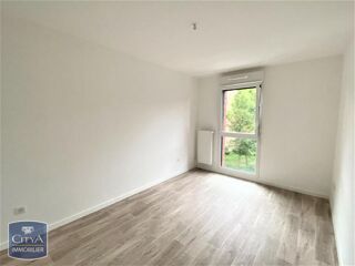  Appartement à louer 3 pièces 60 m²