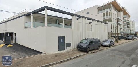  Parking / Garage � louer 
