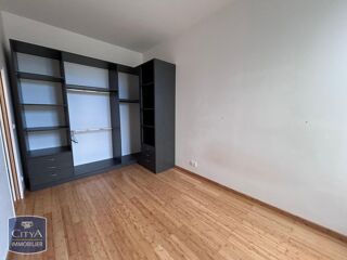  Appartement à louer 3 pièces 78 m²