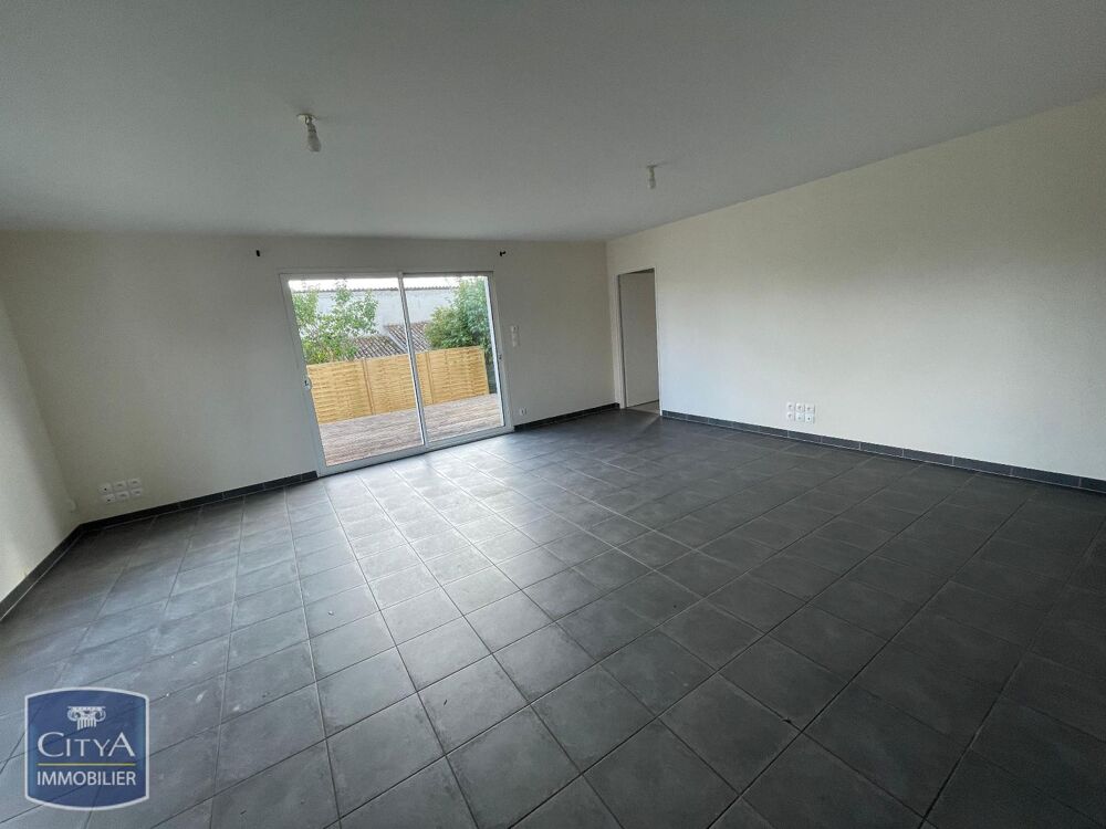 location Maison - 4 pièce(s) - 93 m² Ruelle-sur-Touvre (16600)