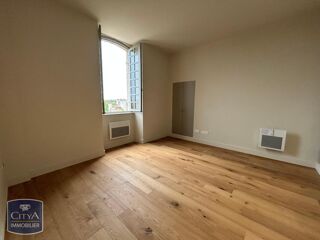 Appartement à louer 2 pièces 37 m²