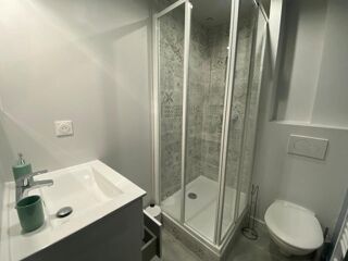  Appartement à louer 2 pièces 31 m²