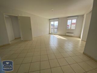  Appartement � louer 4 pi�ces 77 m�