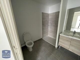  Appartement à louer 2 pièces 43 m²