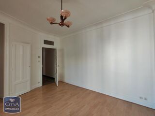  Appartement à louer 1 pièce 45 m²
