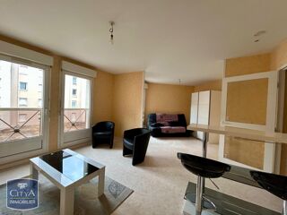  Appartement à louer 1 pièce 43 m²