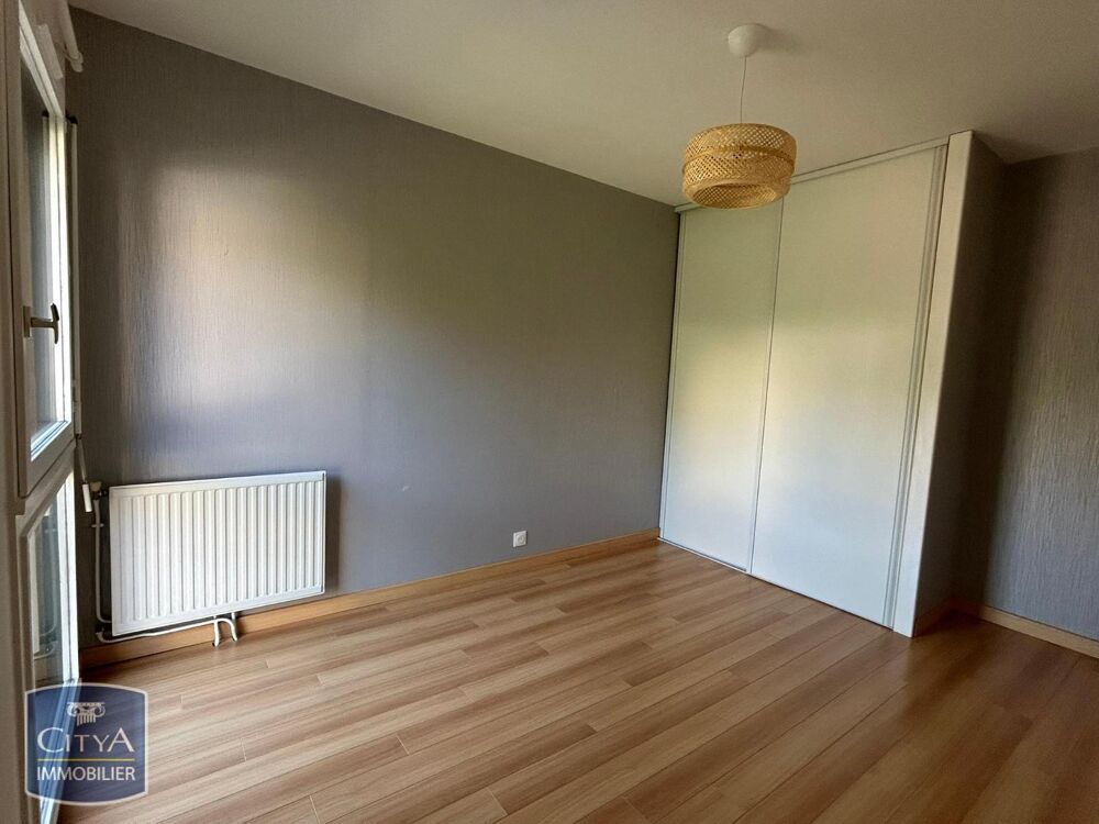 À LOUER : Appartement T4 situé à Rennes, dans le quartie....