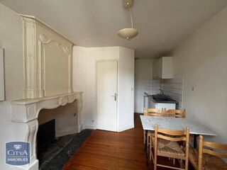 Appartement à louer 2 pièces 28 m²