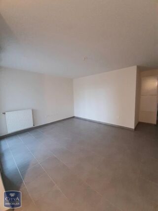  Appartement à louer 3 pièces 60 m²