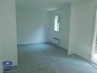  Appartement à louer 1 pièce 32 m²