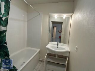  Appartement à louer 2 pièces 45 m²