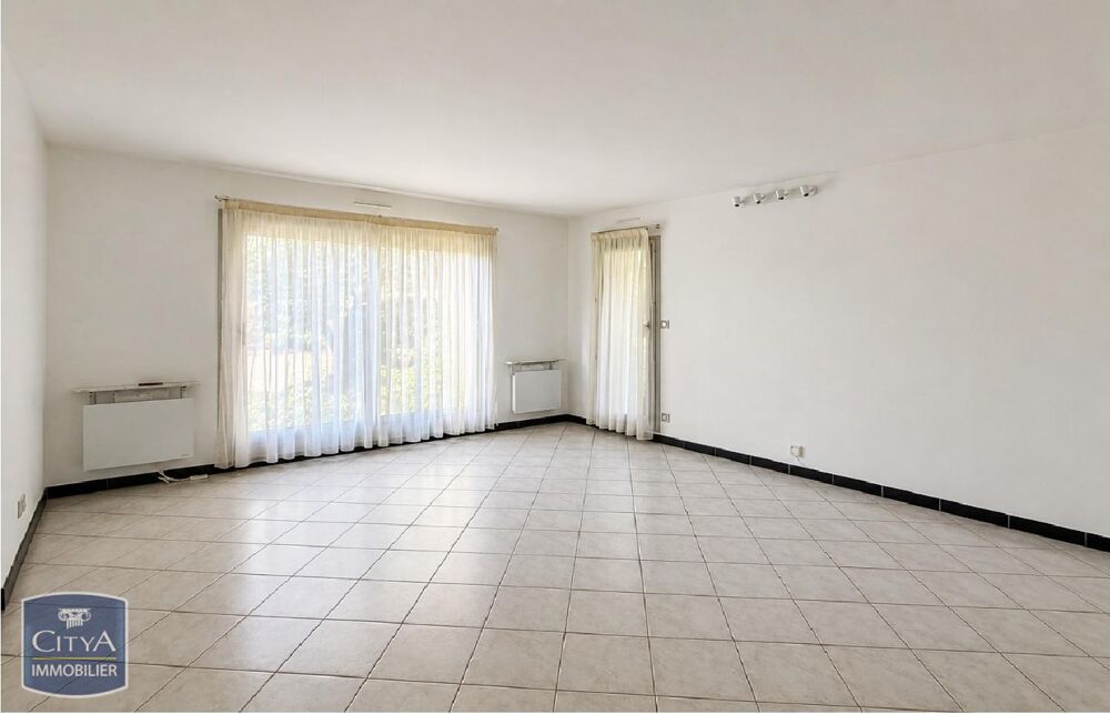 location Appartement - 3 pièce(s) - 79 m² Metz (57050)