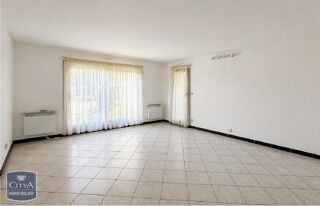  Appartement à louer 3 pièces 79 m²