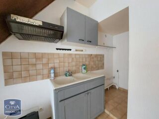  Appartement à louer 2 pièces 32 m²