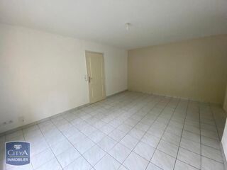  Appartement à louer 3 pièces 64 m²