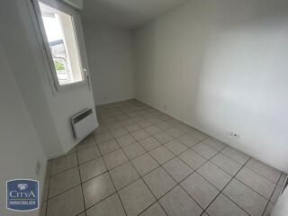  Appartement à louer 2 pièces 33 m²