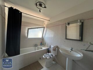  Appartement à louer 2 pièces 47 m²