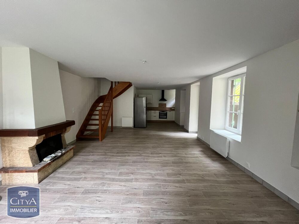 location Appartement - 2 pièce(s) - 67 m² Mézières-en-Brenne (36290)