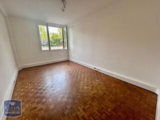 Appartement à louer 2 pièces 65 m²