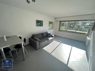location Appartement - 1 pièce(s) - 30 m² Six-Fours-les-Plages (83140)