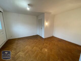  Appartement à louer 3 pièces 68 m²