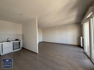  Appartement à louer 3 pièces 69 m²