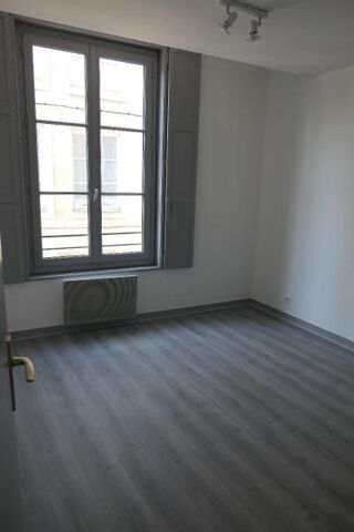  Appartement à louer 3 pièces 57 m²
