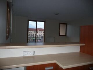  Appartement à louer 4 pièces 90 m²