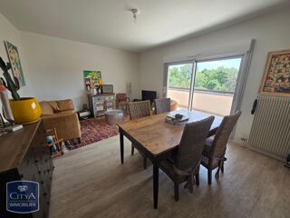  Appartement à louer 4 pièces 85 m²