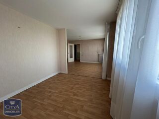  Appartement à louer 4 pièces 67 m²