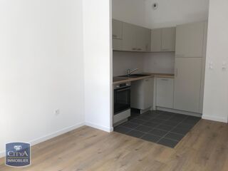  Appartement à louer 2 pièces 38 m²