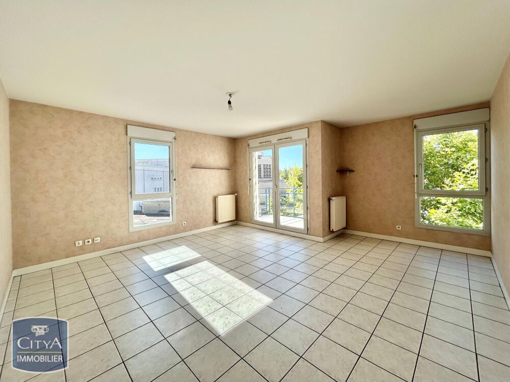 location Appartement - 4 pièce(s) - 97 m² Lyon 3
