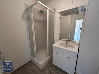  Appartement à louer 3 pièces 55 m²