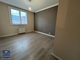  Appartement à louer 4 pièces 89 m²