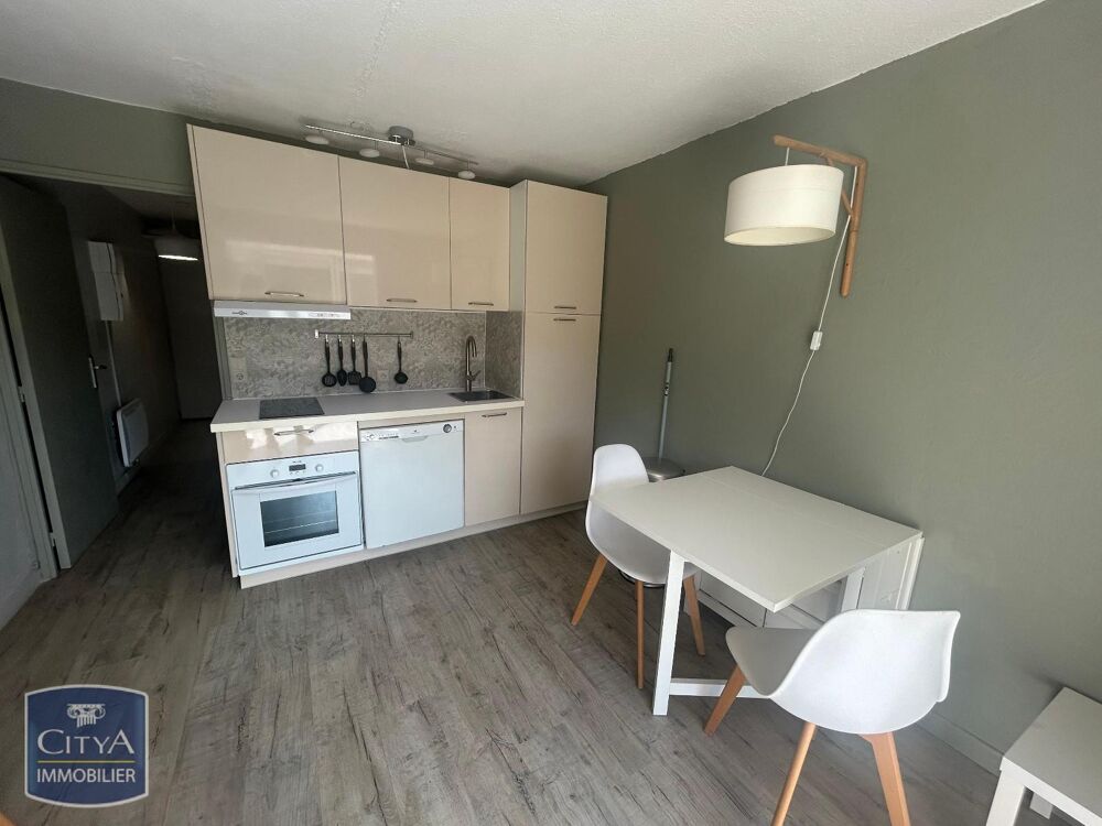 location Appartement - 2 pièce(s) - 27 m² Fréjus (83600)