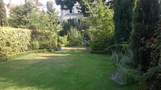 Hôtel Particulier à louer 8 pièces 215 m²