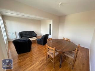  Appartement à louer 4 pièces 70 m²