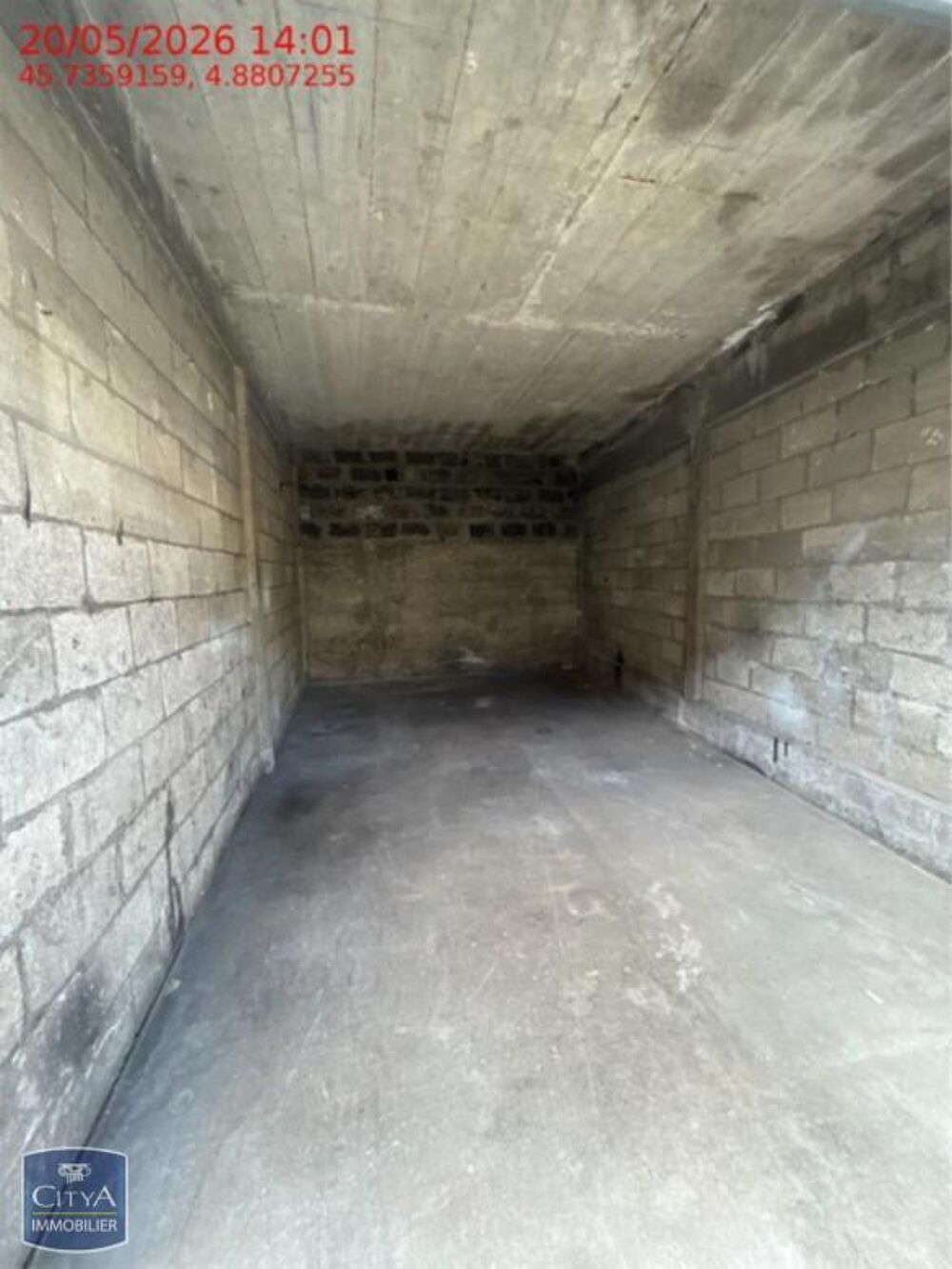 location Parking / Garage Lyon 8